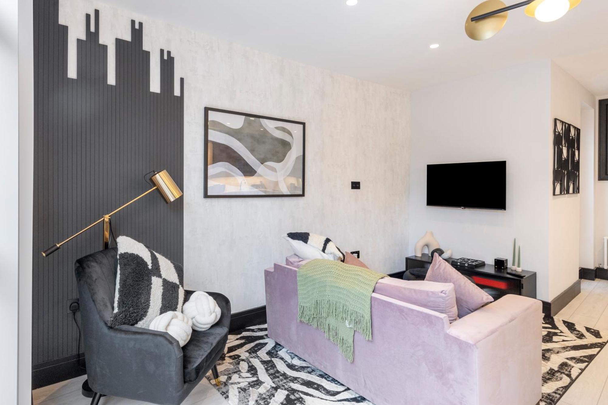 런던 Unwind In Style 2Br With Cozy Backyard For Groups 아파트 외부 사진