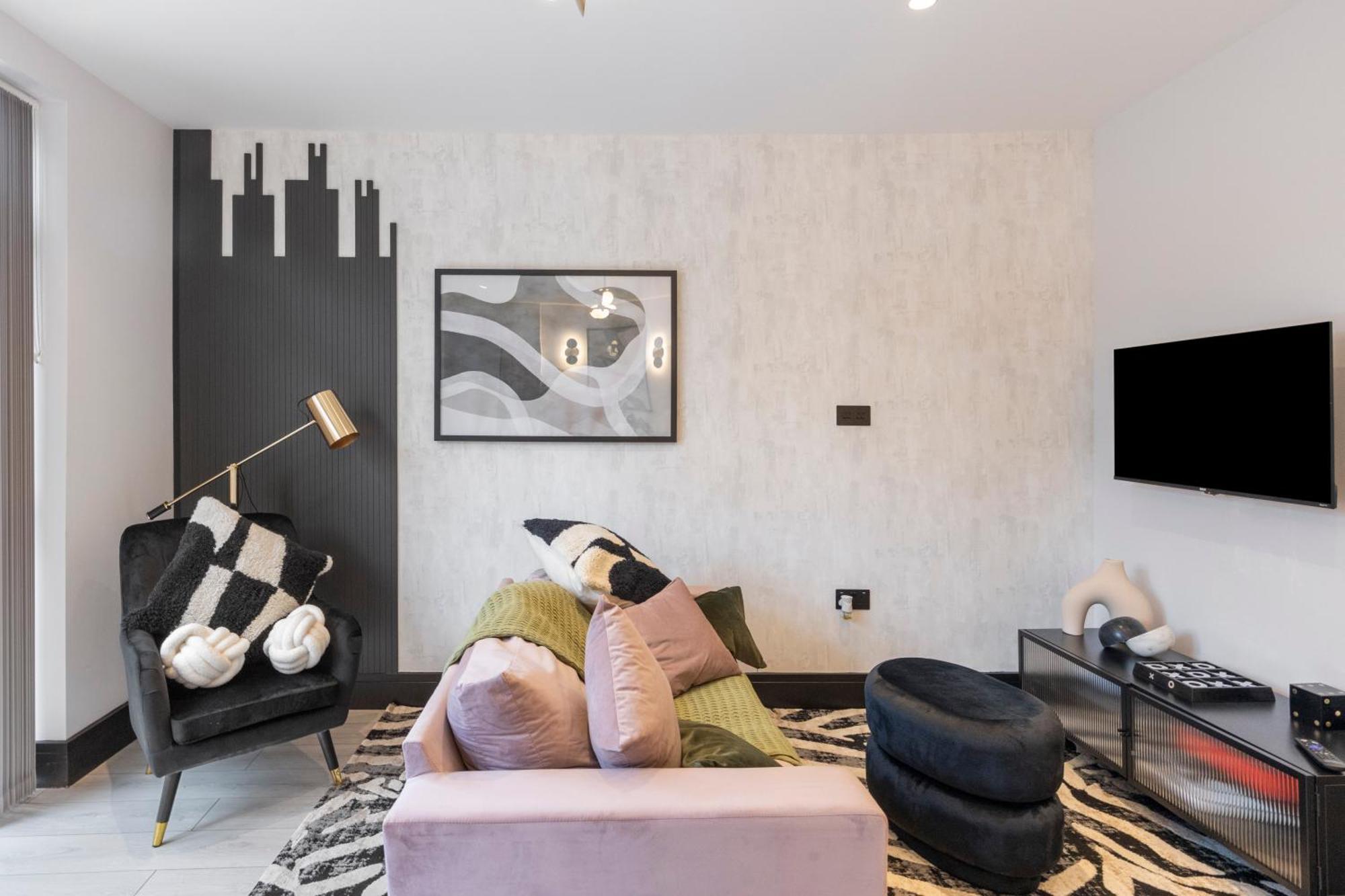 런던 Unwind In Style 2Br With Cozy Backyard For Groups 아파트 외부 사진